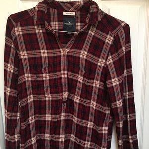 American eagle plaid button down